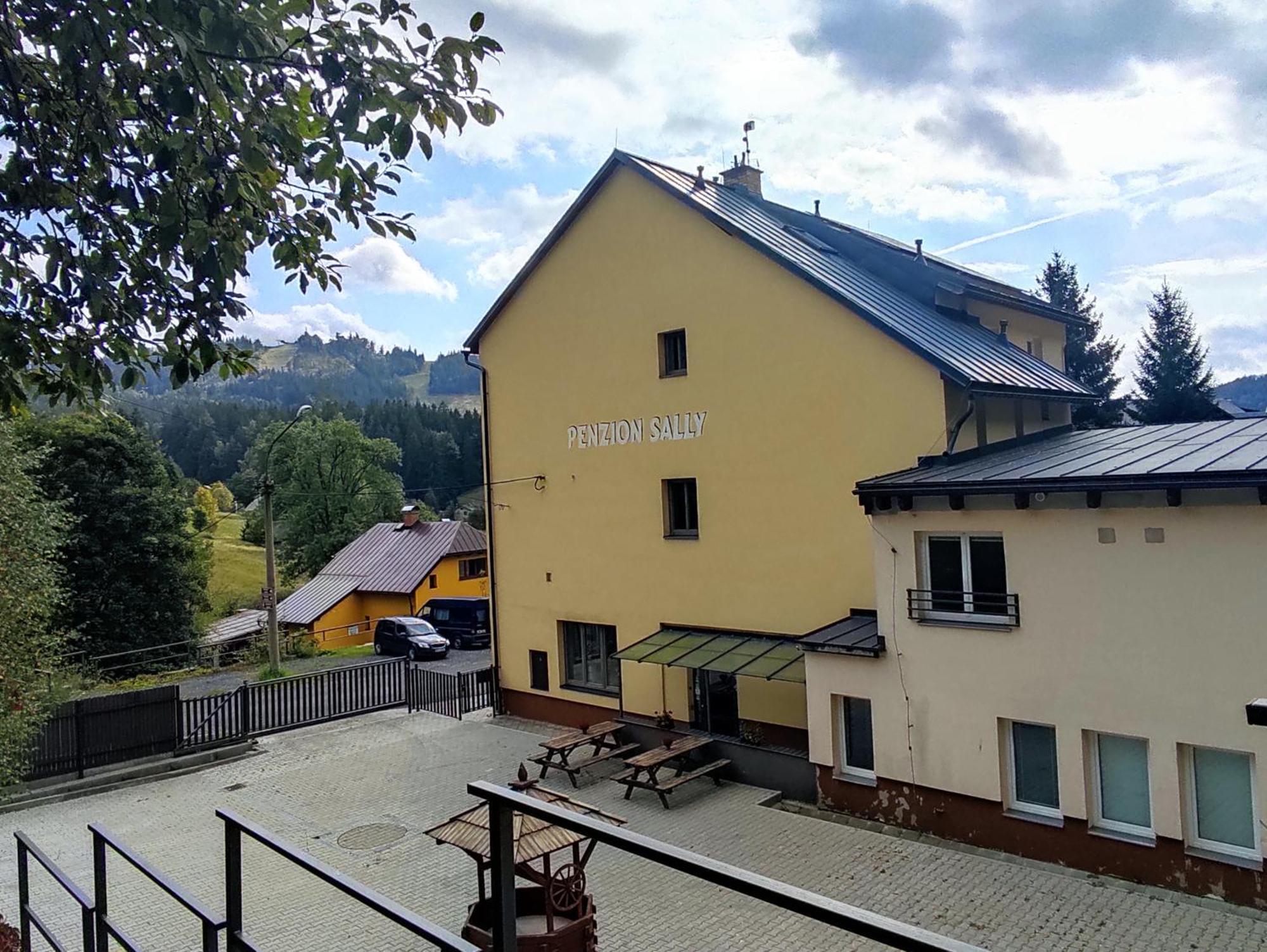 Penzion Sally Albrechtice v Jizerskych horach Exterior foto